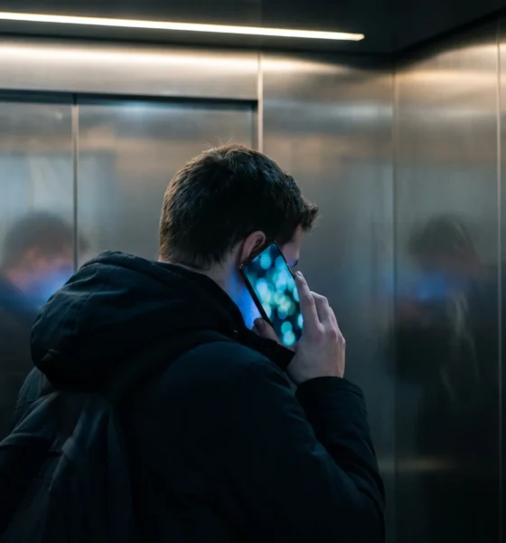 Phone addiction versus boredom intolerance: what clinicians see in heavy smartphone users.