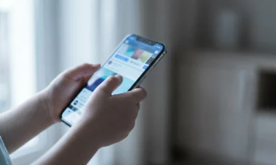 UK doctors urge Parliament to restrict children's social media access, citing smoking-level health risks.