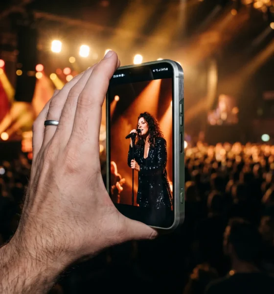 Vivo X300 FE ZEISS telephoto and 6,500mAh battery tested