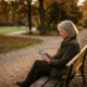 compulsive smartphone use and depression in older adults