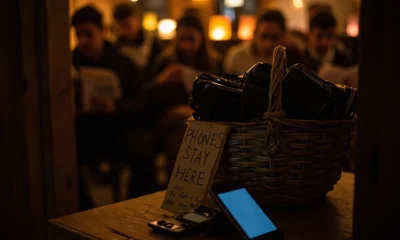 Gen Z Luddite movement flip phone digital detox trend
