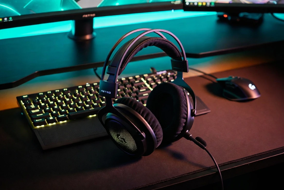 Logitech G ASTRO headset Modern Warfare 4 peripherals partnership setup