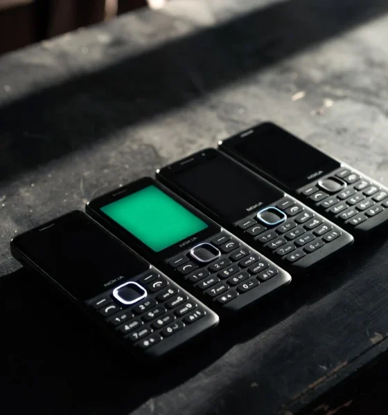 Nokia 235 4G AI button on the new feature phones
