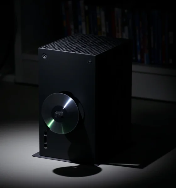 Xbox Positron disc-to-digital conversion Insider testing feature