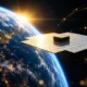 Grain 800 MHz licenses AST versus SpaceX